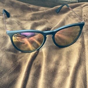 Blenders brand, polarized, rose theatre, sunglasses. Scratch on front